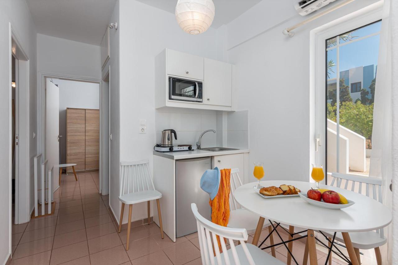 W Suites By Estia Stalís Ngoại thất bức ảnh