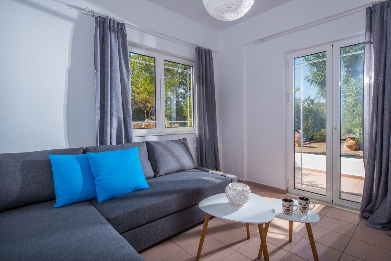 W Suites By Estia Stalís Ngoại thất bức ảnh